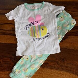 Cute bee pjs